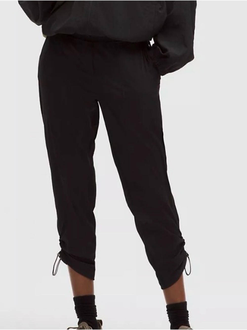 Lululemon Dance Studio Mid-Rise Crop Pants Black Size 10 Hip Hop Stretch Relaxed
